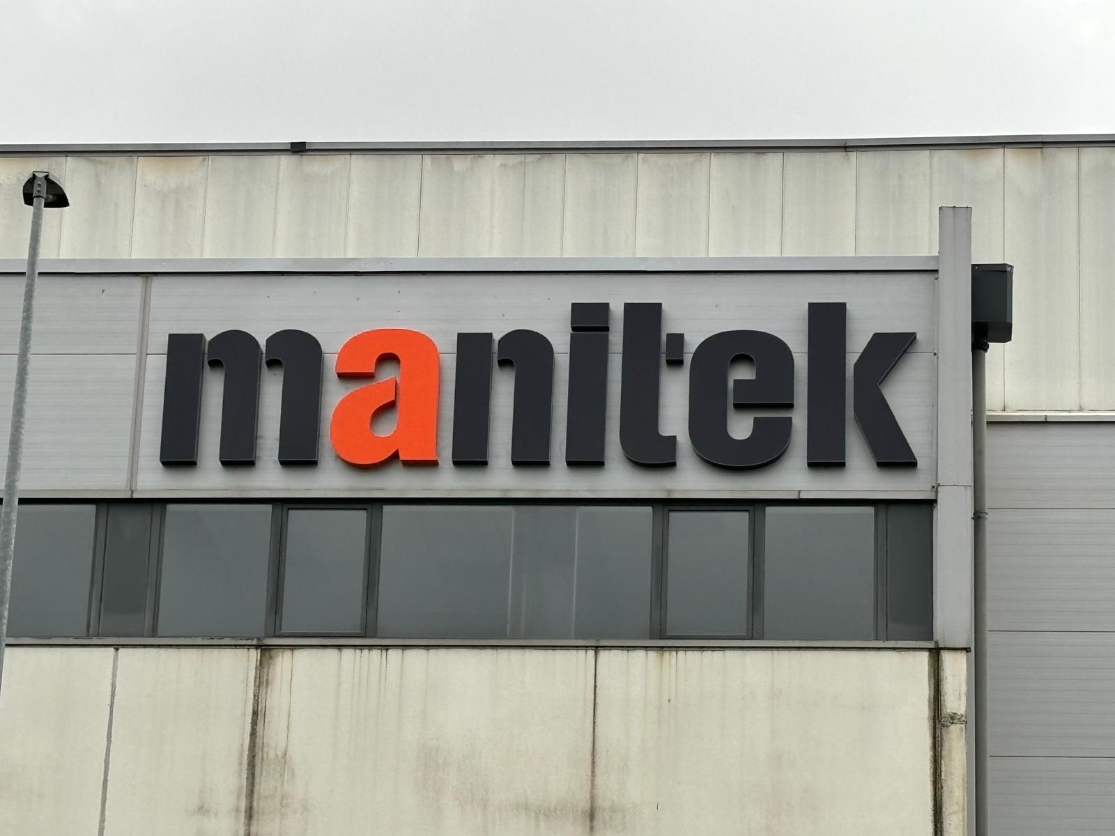 Corpóreo de aluminio — Manitek